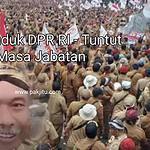 Aksi Damai Kepala Desa DiGedung DPR RI Senayan Jakarta