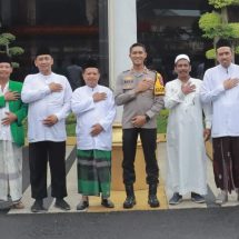 Kapolres Jember Jalin Keharmonisan Selama Ramadhan Bersama Tokoh Agama