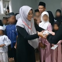 Pondok Baitul Makmur Bangsalsari Gelar Santunan Anak Yatim