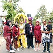 Karnaval Gugut Perkenalkan Kesukuan